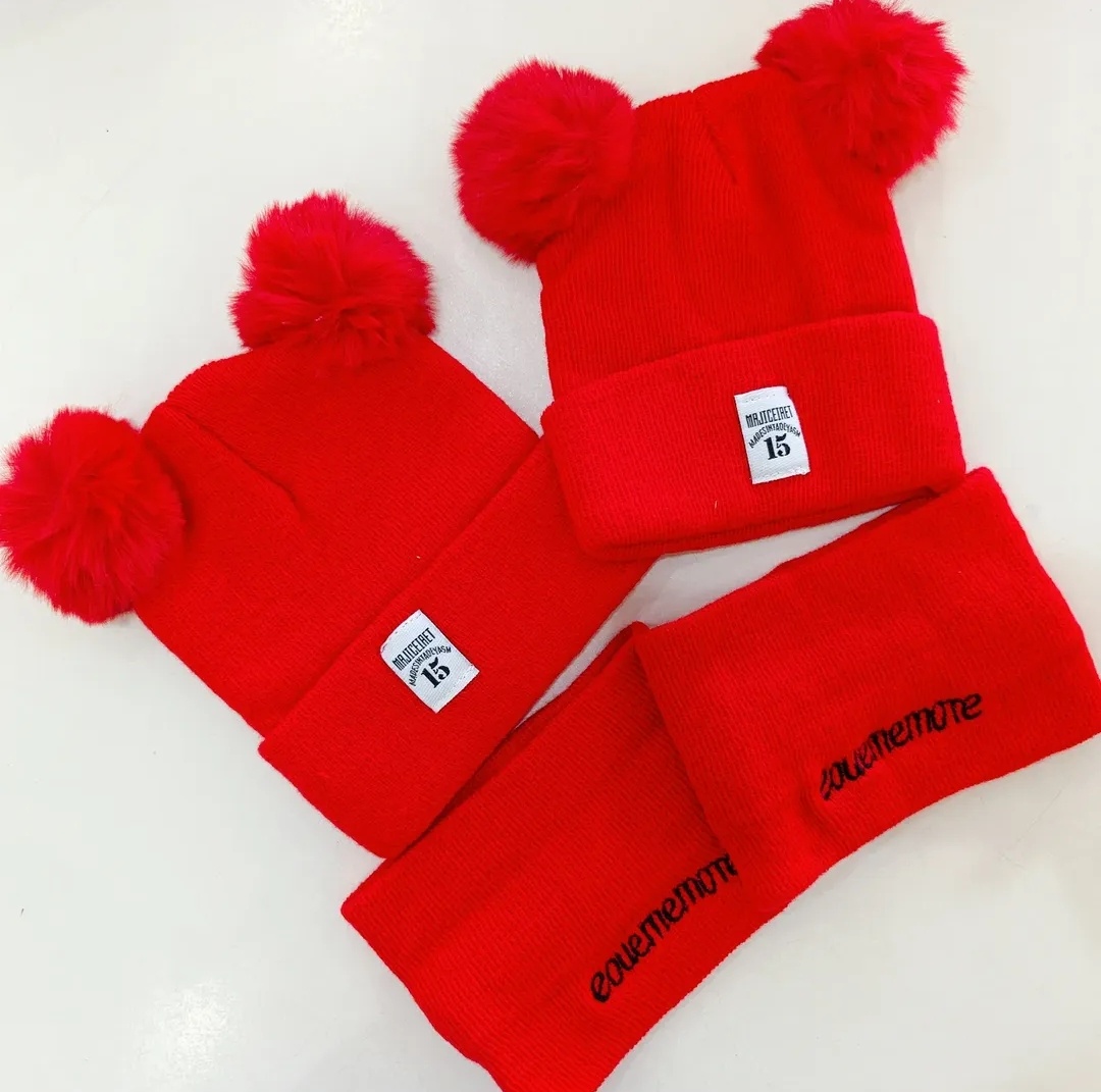 Warm double layered Hat with Scarf - Image 5